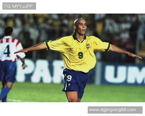 17号球衣背后的传奇故事足球明星的荣耀与奋斗历程