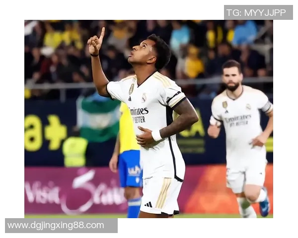 足球明星李哥的真实身份揭秘及其在足球界的影响力分析